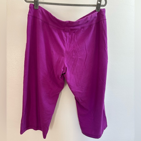 Athletic Works Purple Capri Stretch Pants XL (16-18) - Picture 4 of 4